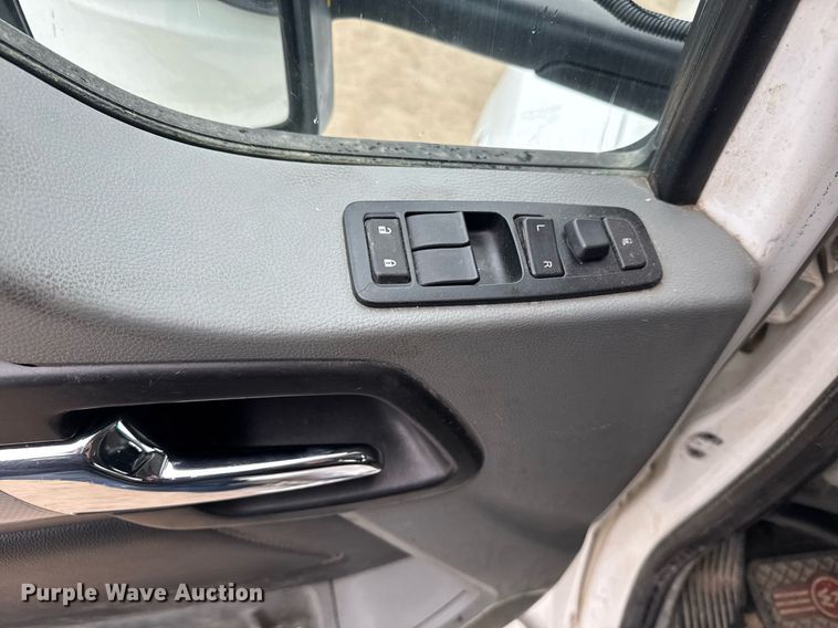 image for item DY7002 2021 Kenworth T880 semi truck