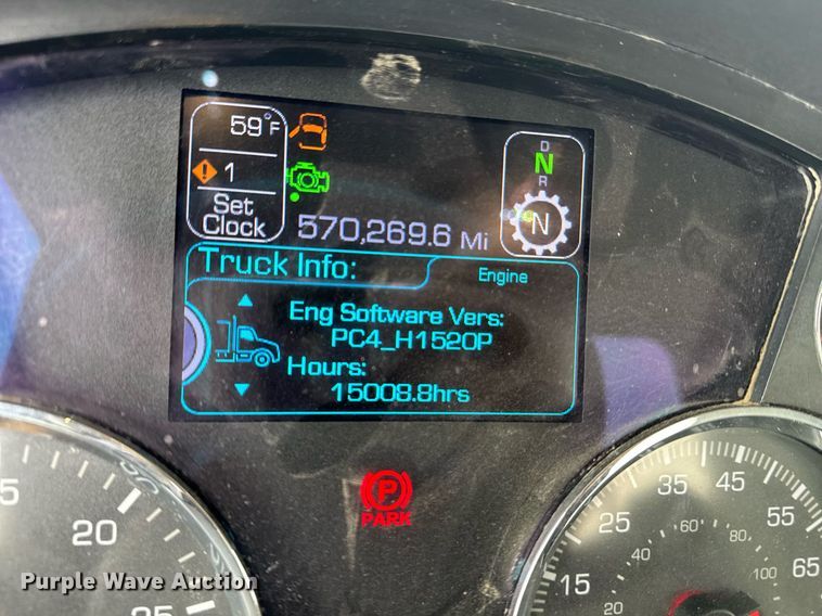 image for item DY7002 2021 Kenworth T880 semi truck