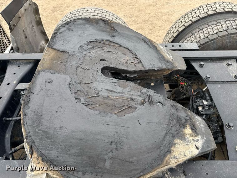 image for item DY7003 2021 Kenworth T880 semi truck