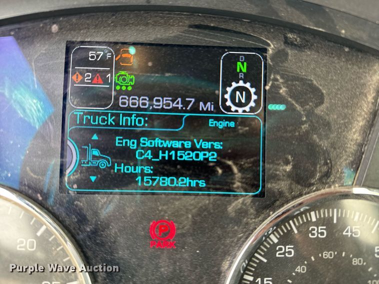 image for item DY7003 2021 Kenworth T880 semi truck