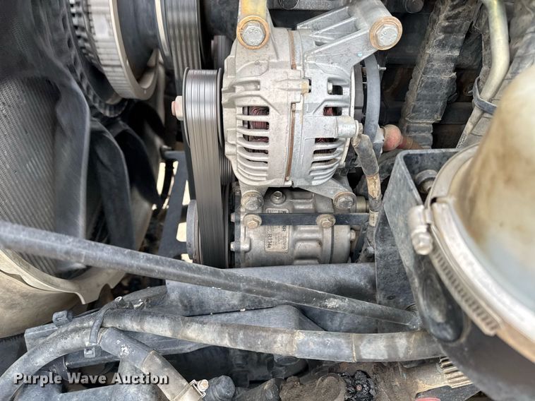 image for item DY7003 2021 Kenworth T880 semi truck