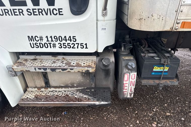 image for item EC3489 2014 Freightliner Business Class M2 box truck