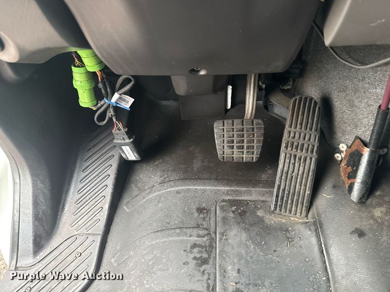 image for item EC3489 2014 Freightliner Business Class M2 box truck