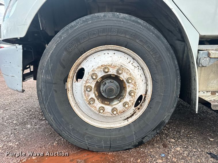 image for item EC3489 2014 Freightliner Business Class M2 box truck