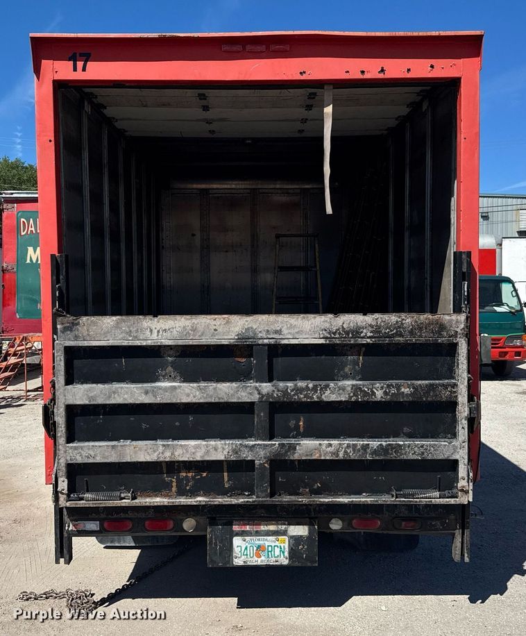 image for item EC3494 1990 International 4600 box truck