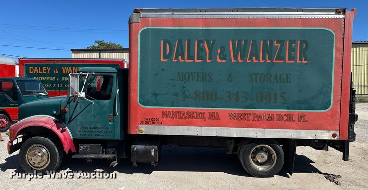 image for item EC3494 1990 International 4600 box truck