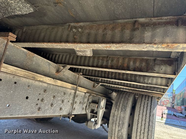 image for item EC3494 1990 International 4600 box truck