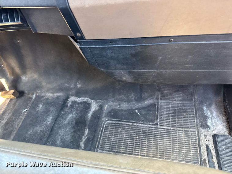 image for item EC3494 1990 International 4600 box truck