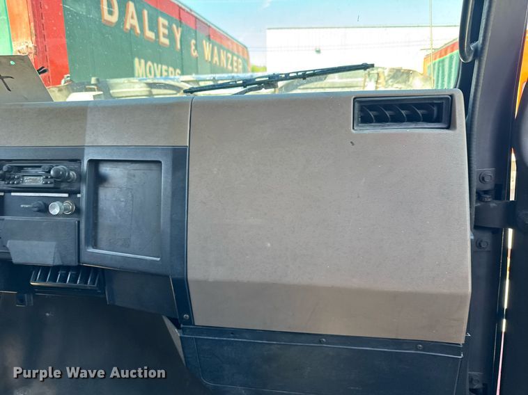 image for item EC3494 1990 International 4600 box truck