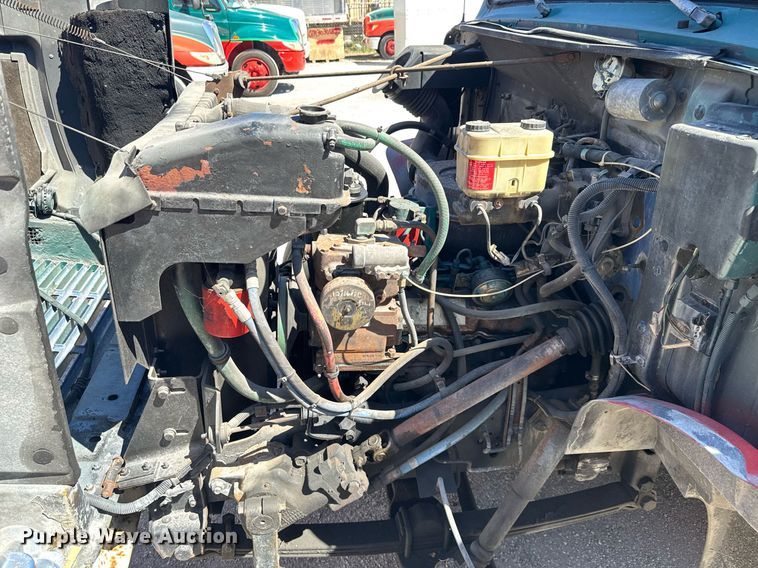 image for item EC3494 1990 International 4600 box truck