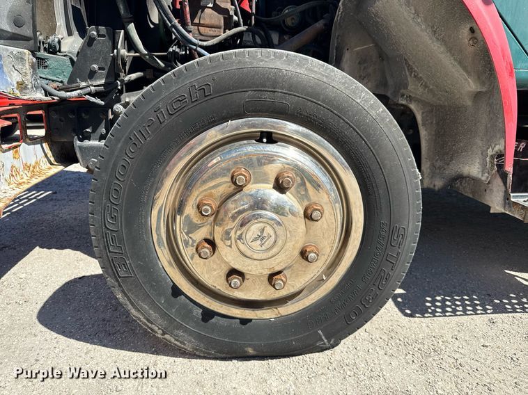 image for item EC3494 1990 International 4600 box truck