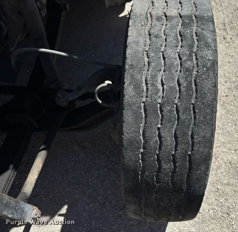 image for item EC3494 1990 International 4600 box truck