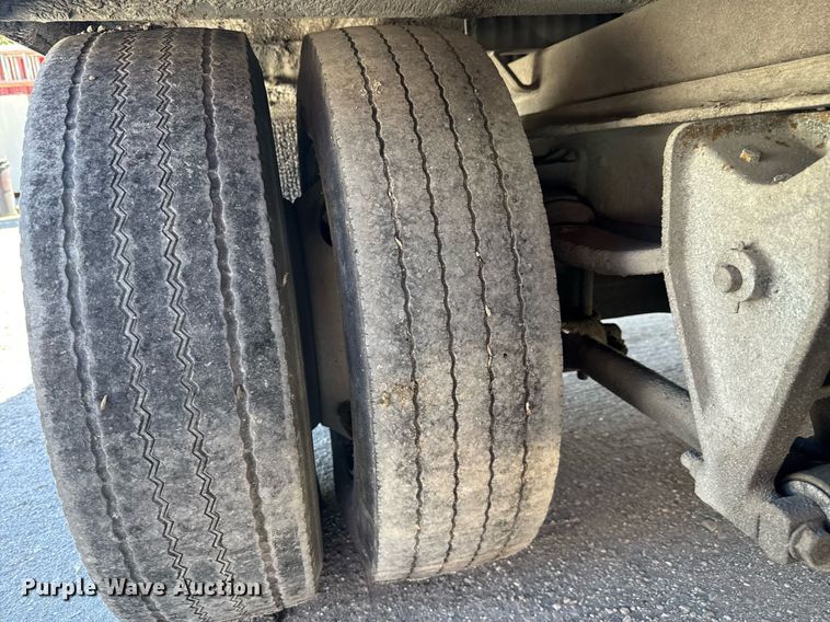 image for item EC3494 1990 International 4600 box truck