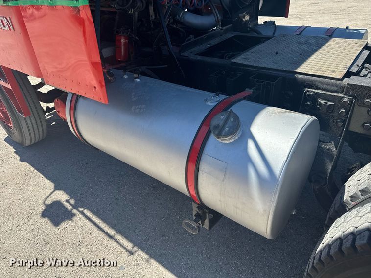 image for item EC3498 1986 Marmon semi truck