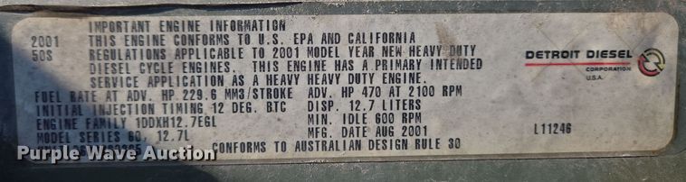 image for item EC3978 2002 Freightliner FLD120 truck cab and chassis