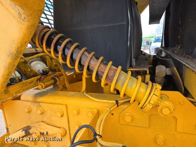 image for item EC4014 1999 Oshkosh H-2718B sweeper