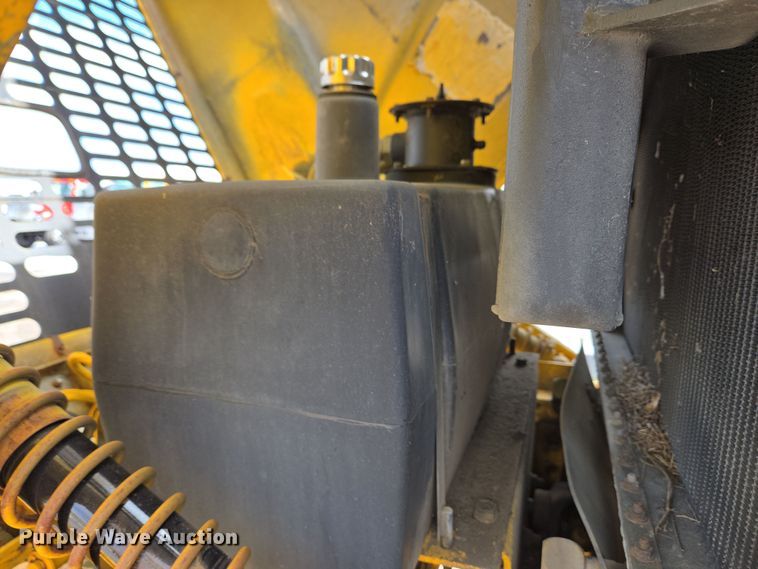 image for item EC4014 1999 Oshkosh H-2718B sweeper