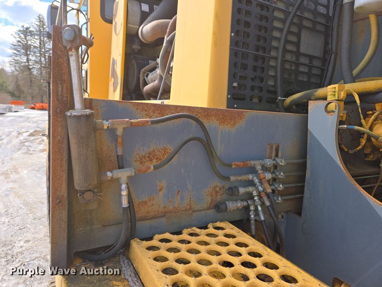 image for item EC4014 1999 Oshkosh H-2718B sweeper