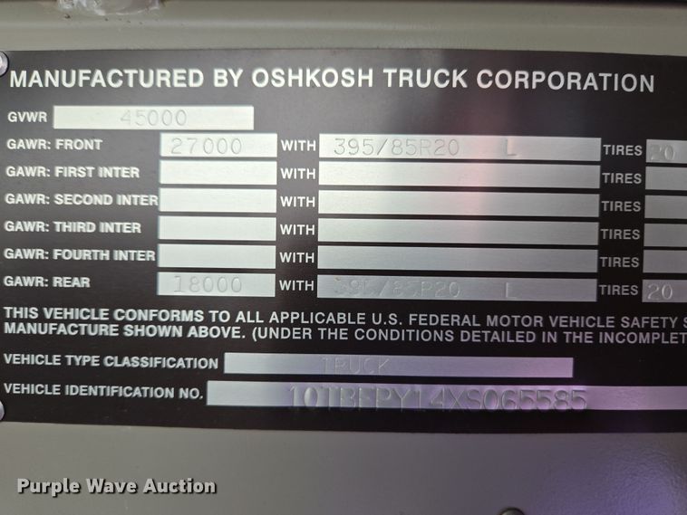 image for item EC4014 1999 Oshkosh H-2718B sweeper