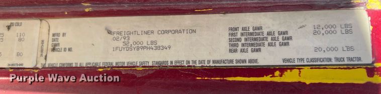 image for item ED2477 1993 Freightliner FLD120 semi truck