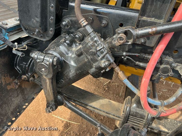 image for item ED2480 1999 Freightliner FLD semi truck