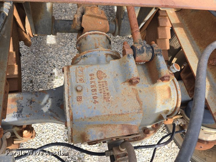 image for item ED2500 1997 Mack RD688S semi truck