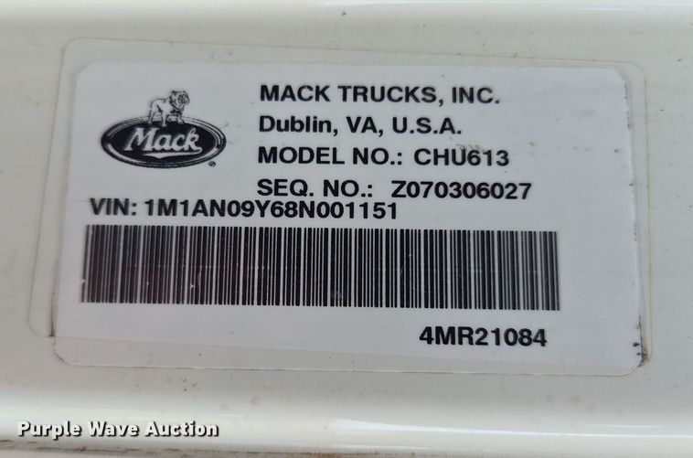 image for item ED2505 2008 Mack CHU613 semi truck
