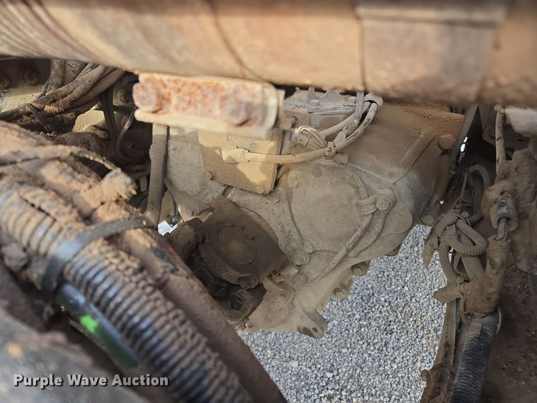 image for item ED2506 2008 Mack CHU613 semi truck