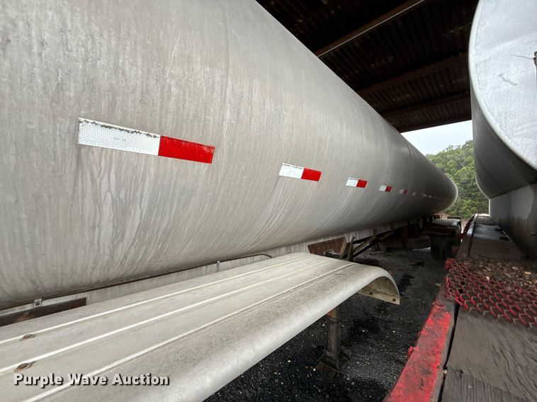 image for item ED5499 1974 Trailmobile F14S4CC1 tank trailer