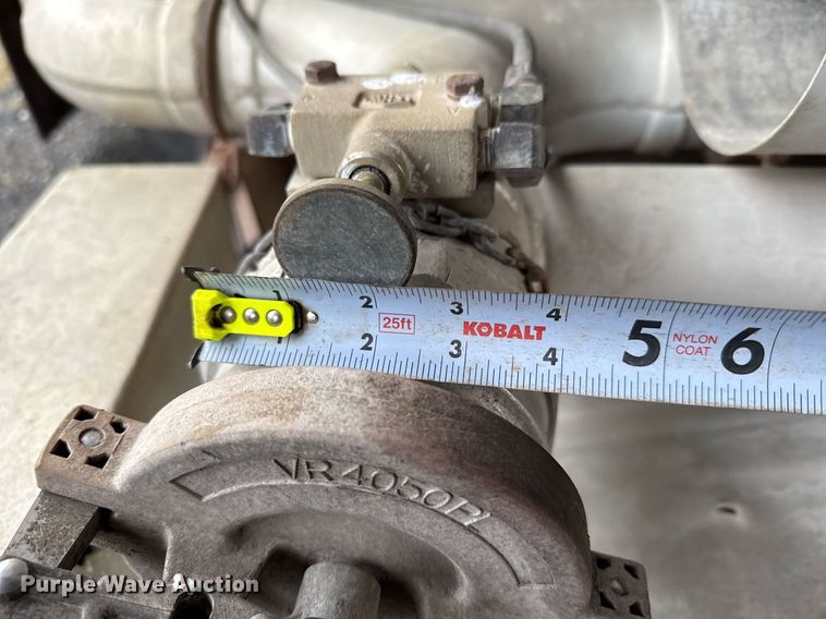 image for item ED5499 1974 Trailmobile F14S4CC1 tank trailer