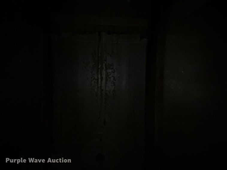 image for item ED5499 1974 Trailmobile F14S4CC1 tank trailer