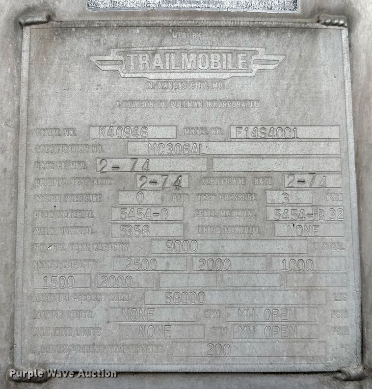 image for item ED5499 1974 Trailmobile F14S4CC1 tank trailer