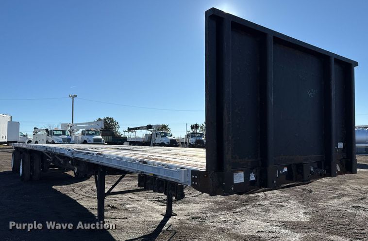 image for item EG2474 2014 Great Dane flatbed trailer