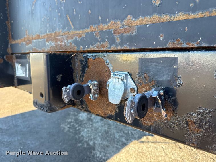 image for item EG2474 2014 Great Dane flatbed trailer