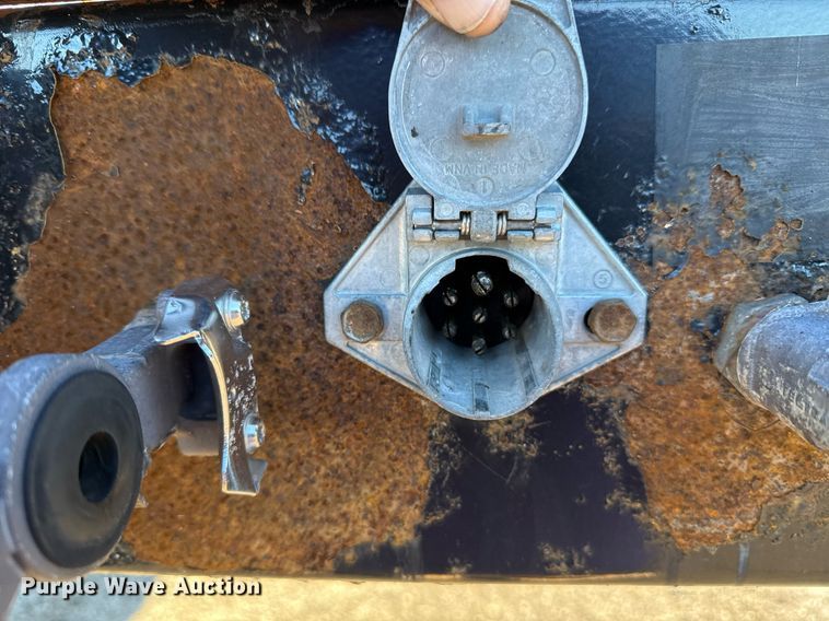 image for item EG2474 2014 Great Dane flatbed trailer