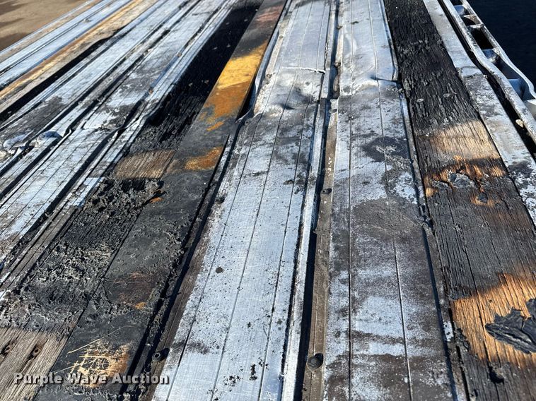 image for item EG2474 2014 Great Dane flatbed trailer