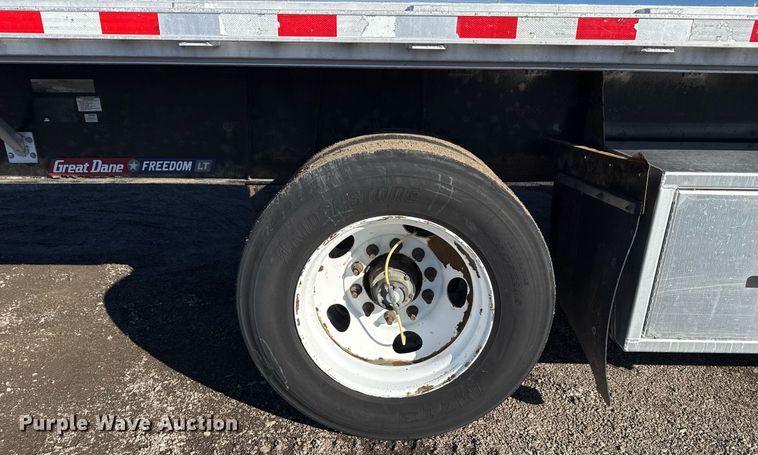 image for item EG2474 2014 Great Dane flatbed trailer