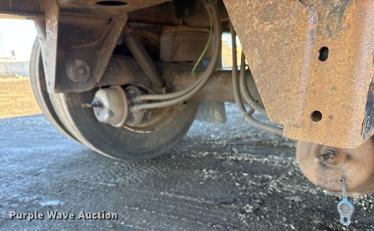 image for item EG2474 2014 Great Dane flatbed trailer