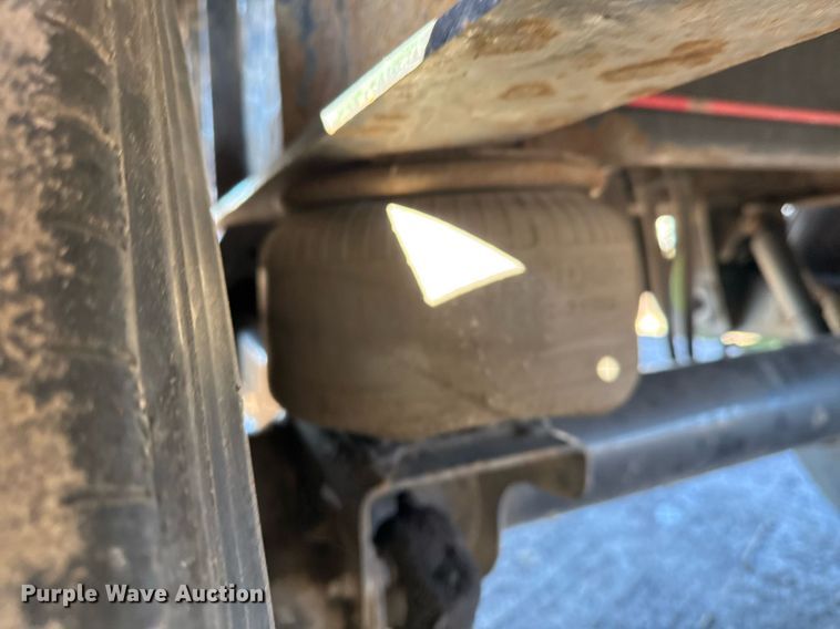 image for item EG2474 2014 Great Dane flatbed trailer