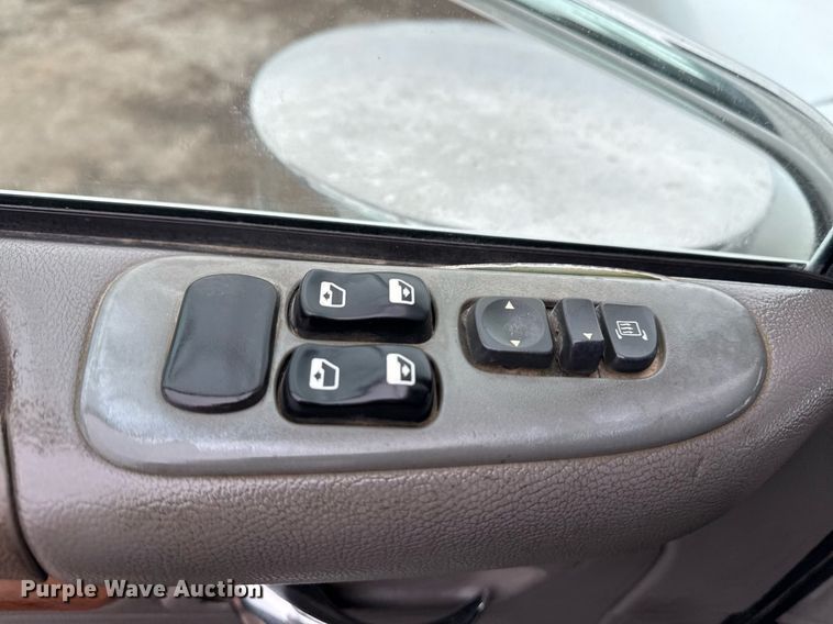 image for item EG2544 2007 Peterbilt 379 semi truck