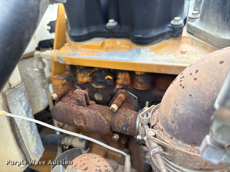 image for item EG2544 2007 Peterbilt 379 semi truck