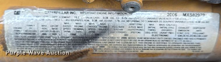 image for item EG2544 2007 Peterbilt 379 semi truck