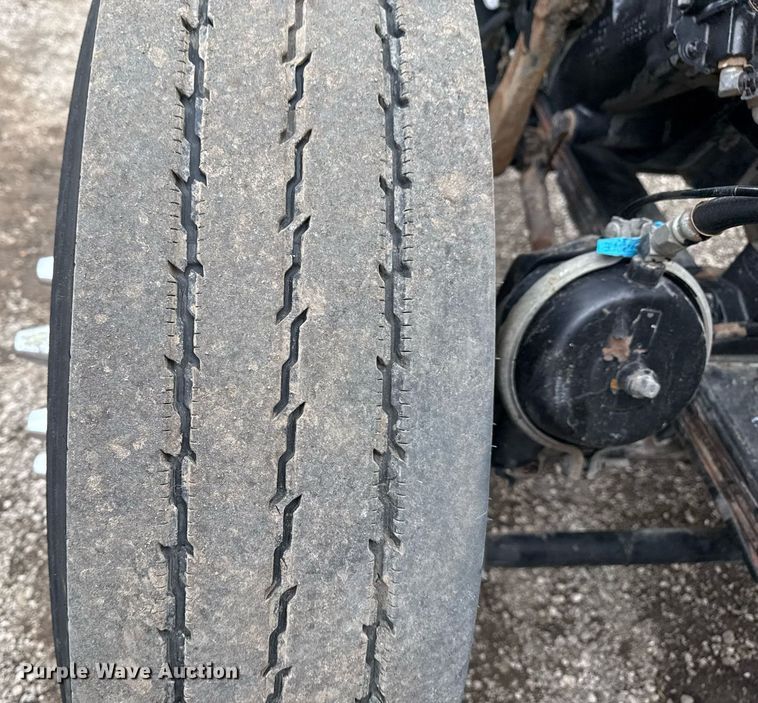 image for item EG2544 2007 Peterbilt 379 semi truck