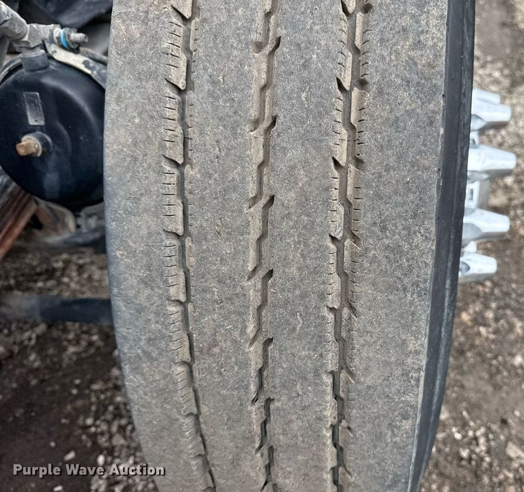 image for item EG2544 2007 Peterbilt 379 semi truck