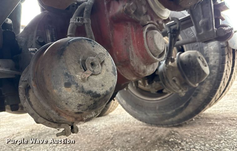 image for item EG2544 2007 Peterbilt 379 semi truck