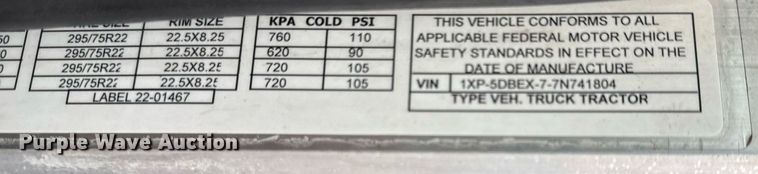 image for item EG2544 2007 Peterbilt 379 semi truck