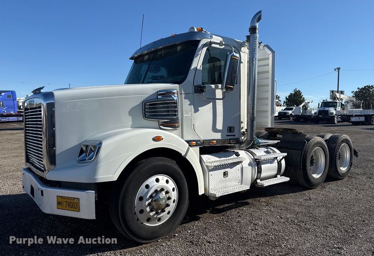 image for item EG2598 2011 Freightliner Coronado semi truck