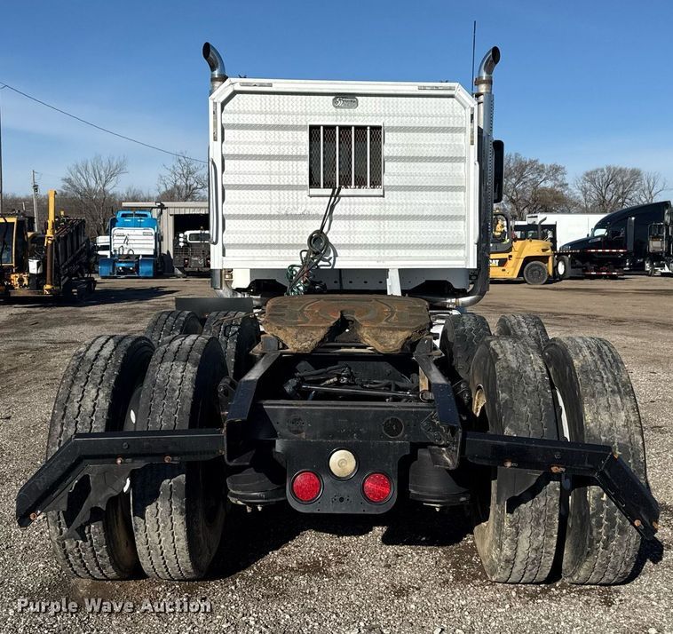 image for item EG2598 2011 Freightliner Coronado semi truck