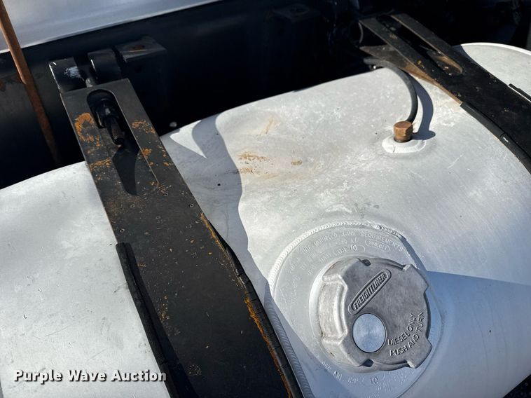 image for item EG2598 2011 Freightliner Coronado semi truck