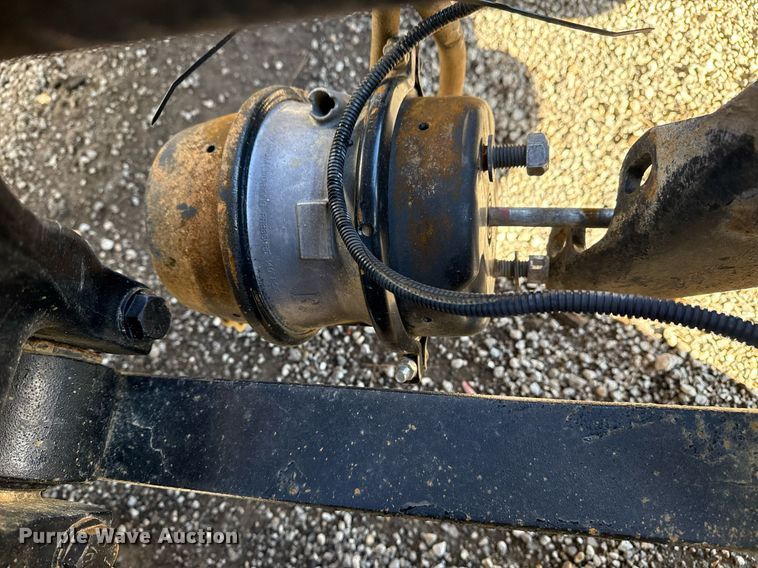 image for item EG2598 2011 Freightliner Coronado semi truck